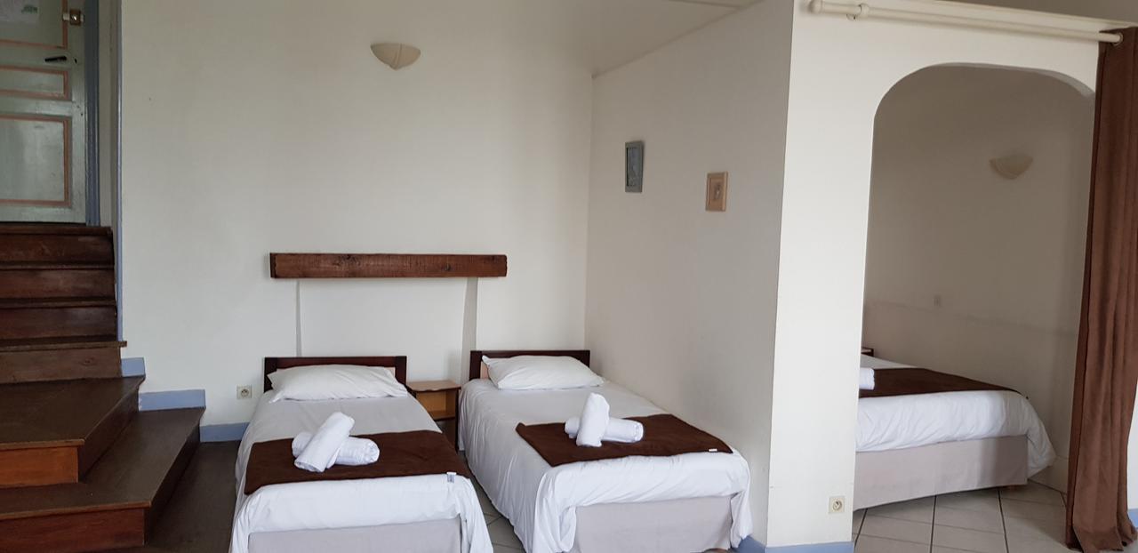 Logis Hotel Le Prieure Bourg-Saint-Andéol Buitenkant foto