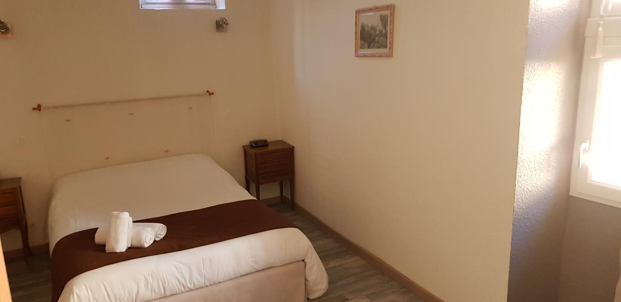 Logis Hotel Le Prieure Bourg-Saint-Andéol Buitenkant foto