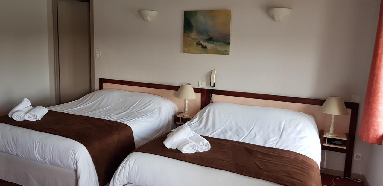 Logis Hotel Le Prieure Bourg-Saint-Andéol Buitenkant foto