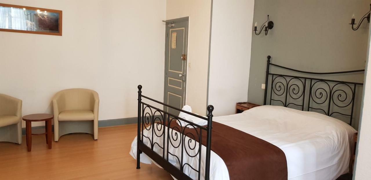 Logis Hotel Le Prieure Bourg-Saint-Andéol Buitenkant foto