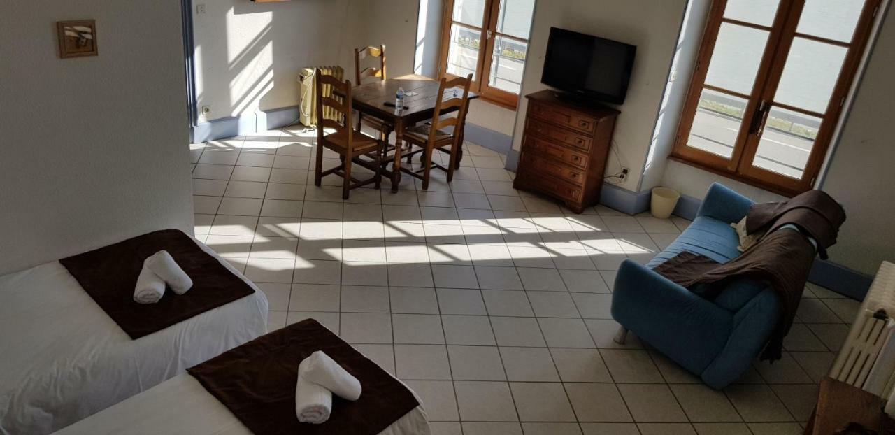 Logis Hotel Le Prieure Bourg-Saint-Andéol Buitenkant foto