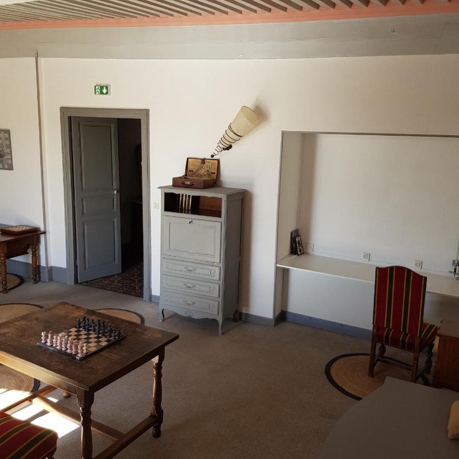 Logis Hotel Le Prieure Bourg-Saint-Andéol Buitenkant foto